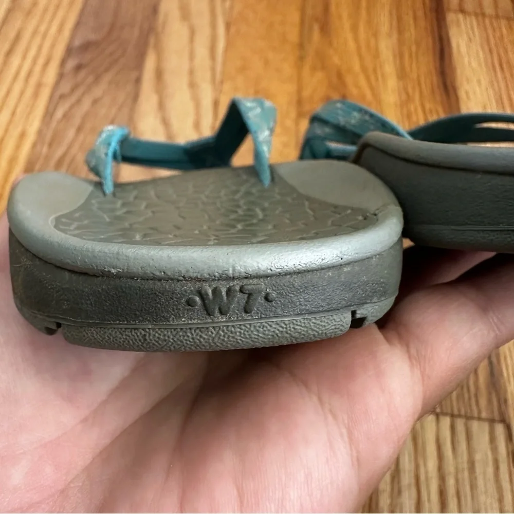 Chaco Flip Flops Blue Grey Women’s Size 7 - Picture 5 of 9